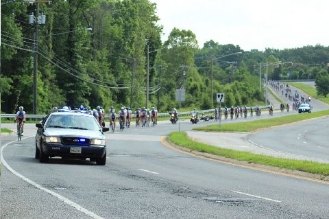 Riders head into Manassas to end Day 1's ride